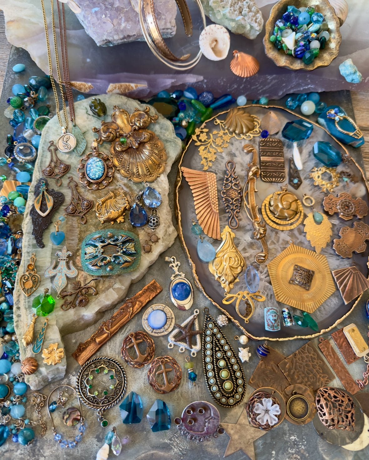 MEGA OAK Monday Drop One Of A Kind Curated Lot Vintaj Idaho Desig MEGA OAK Monday Drop One Of A Kind Curated Lot Vintaj Idaho Desig