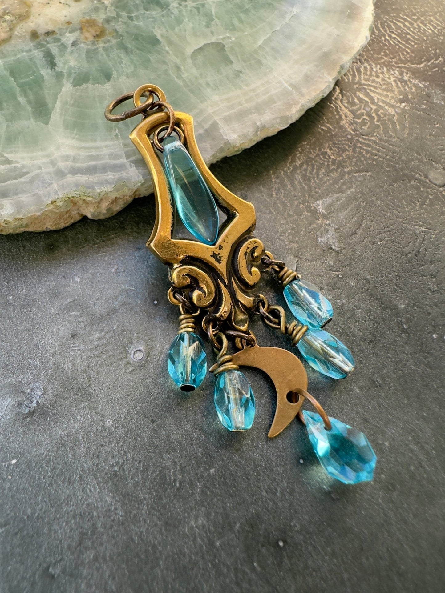 Moon Mist - Vintage Pendant Kit - Vintaj Idaho Design - 10/29/2025 - Vintaj Live Shop ID