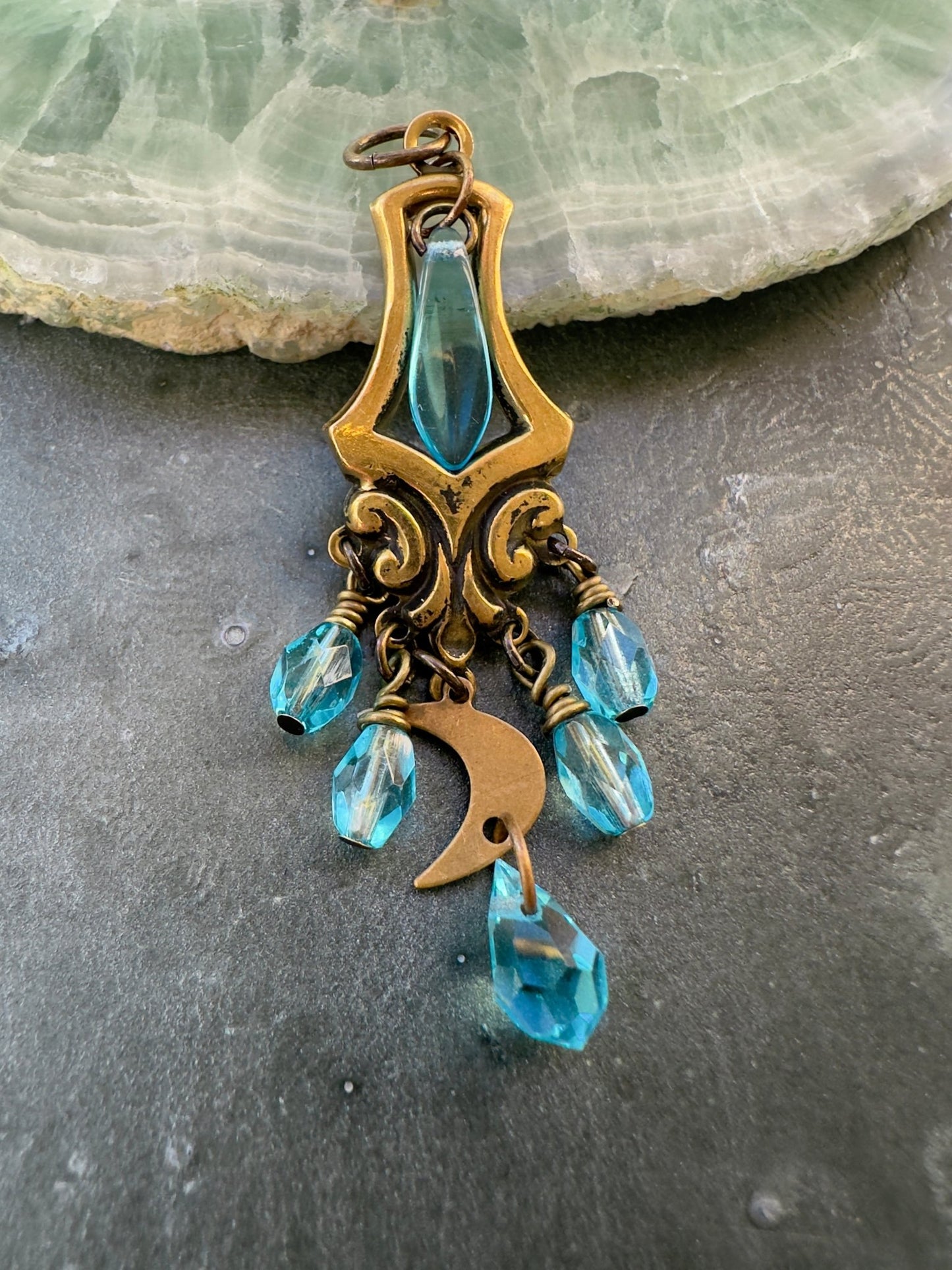 Moon Mist - Vintage Pendant Kit - Vintaj Idaho Design - 10/29/2025 - Vintaj Live Shop ID