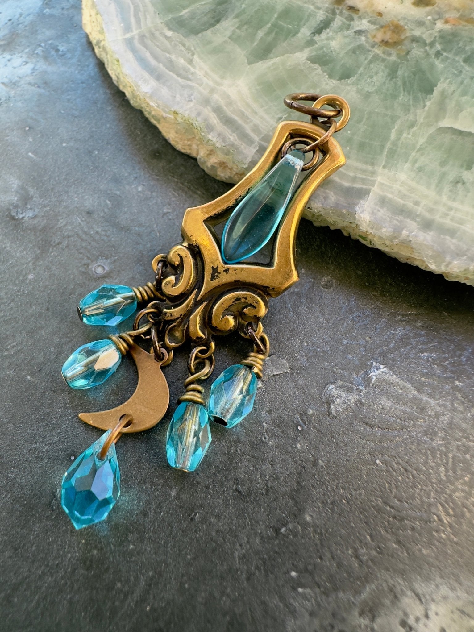 Moon Mist - Vintage Pendant Kit - Vintaj Idaho Design - 10/29/2025 - Vintaj Live Shop ID