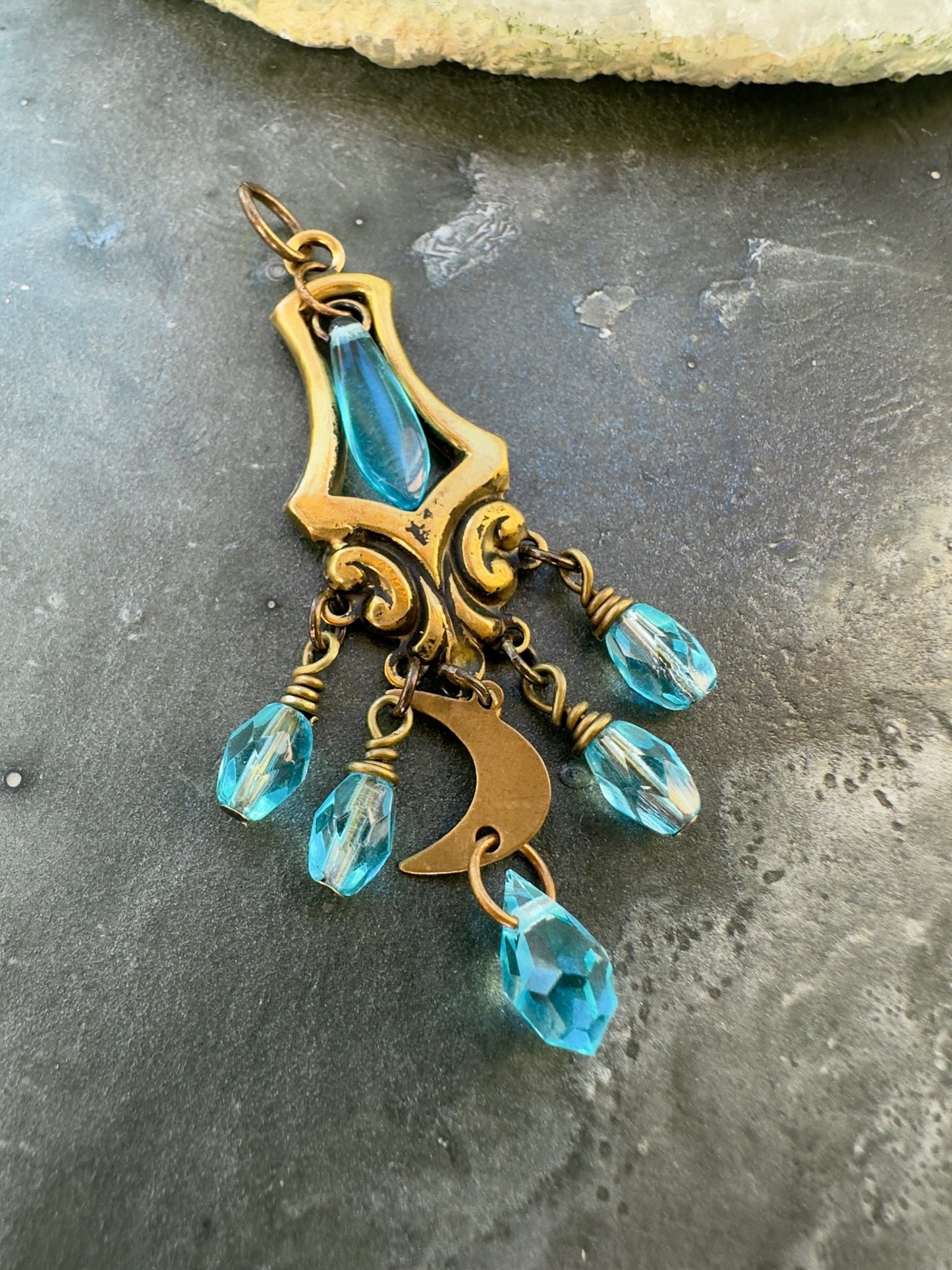 Moon Mist - Vintage Pendant Kit - Vintaj Idaho Design - 10/29/2025 - Vintaj Live Shop ID