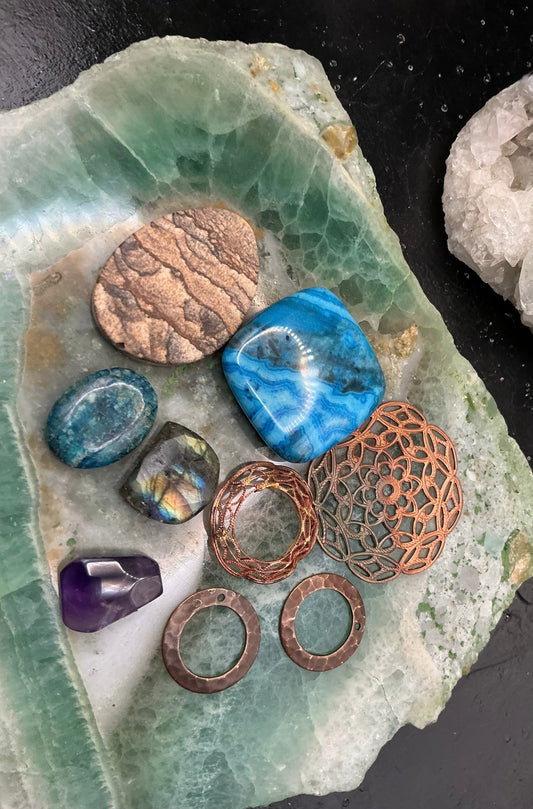 Mystic Relics Vintage Stone and Filigree Collection - VLS Idaho - 8/13/26 - Vintaj Live Shop ID