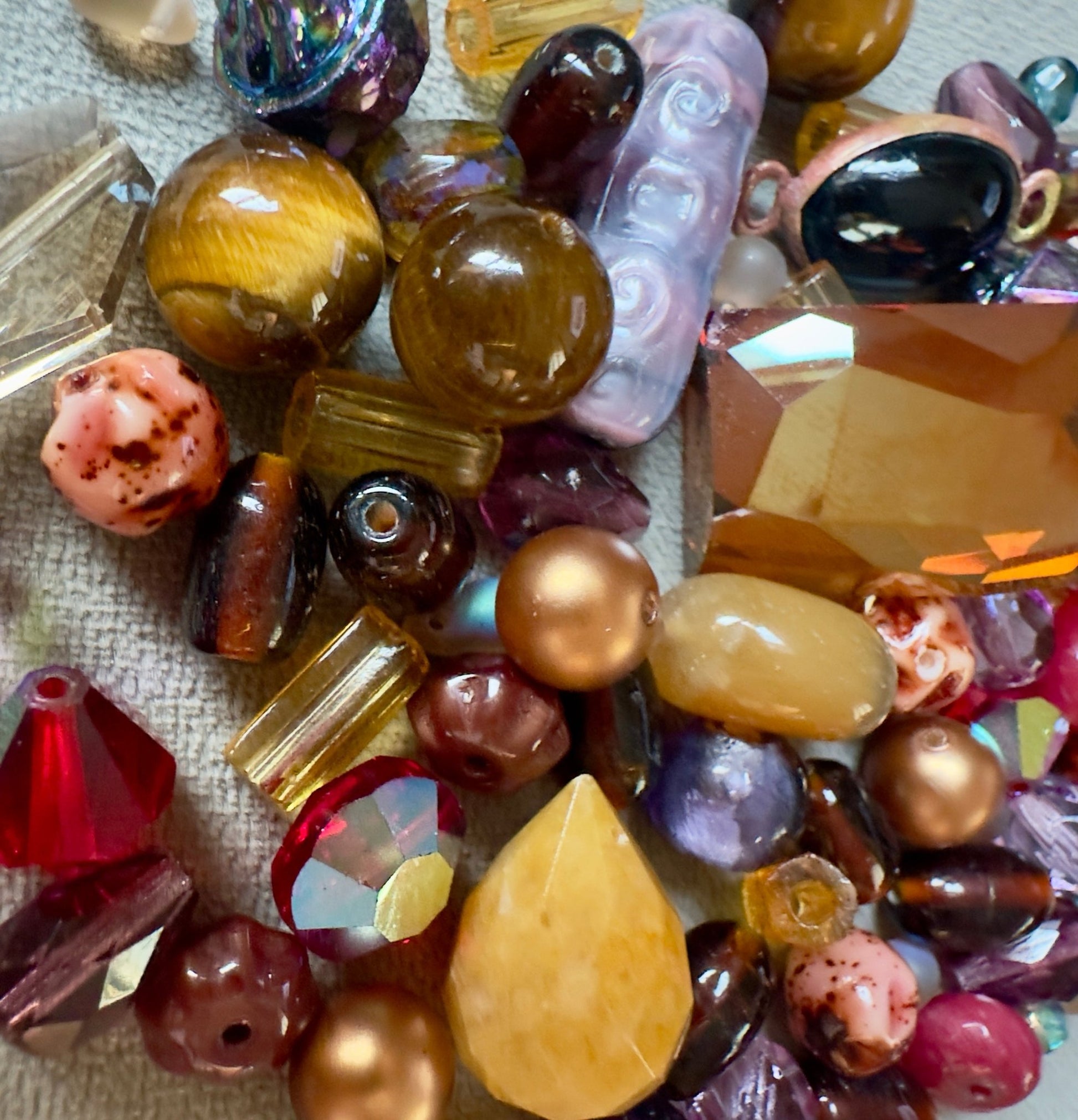 Mythica Muse - Vintage Bead Mix - Vintaj Idaho Design - 11/12/2025 - Vintaj Live Shop ID