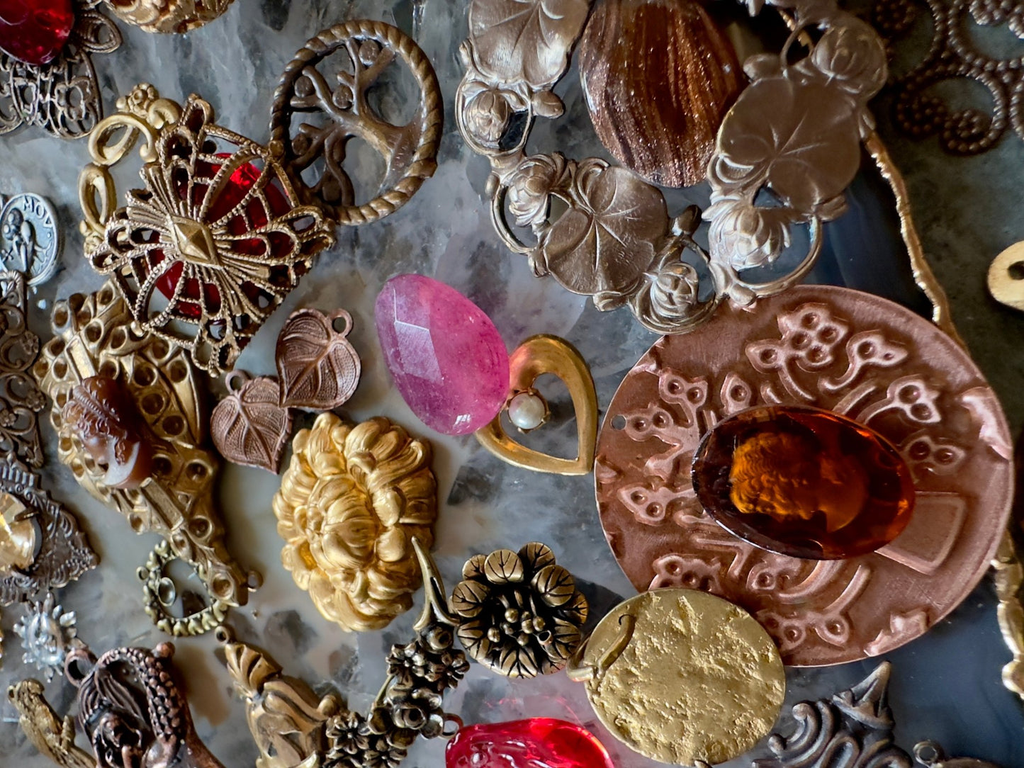 OAK Tuesday Drop! - One Of A Kind Curated Lot - Vintaj Idaho Design - 7/22/2025 - Vintaj Live Shop ID