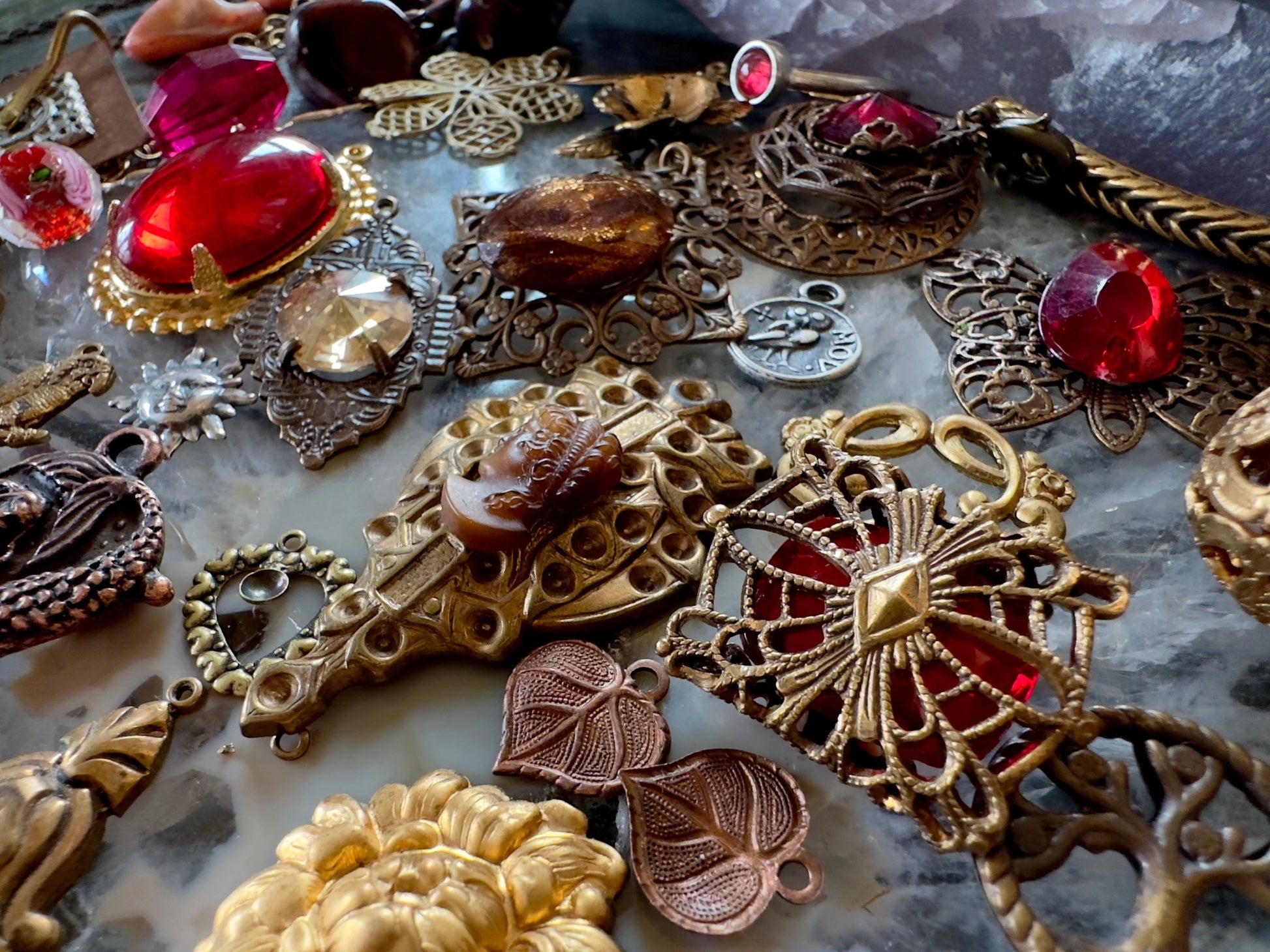 OAK Tuesday Drop! - One Of A Kind Curated Lot - Vintaj Idaho Design - 7/22/2025 - Vintaj Live Shop ID