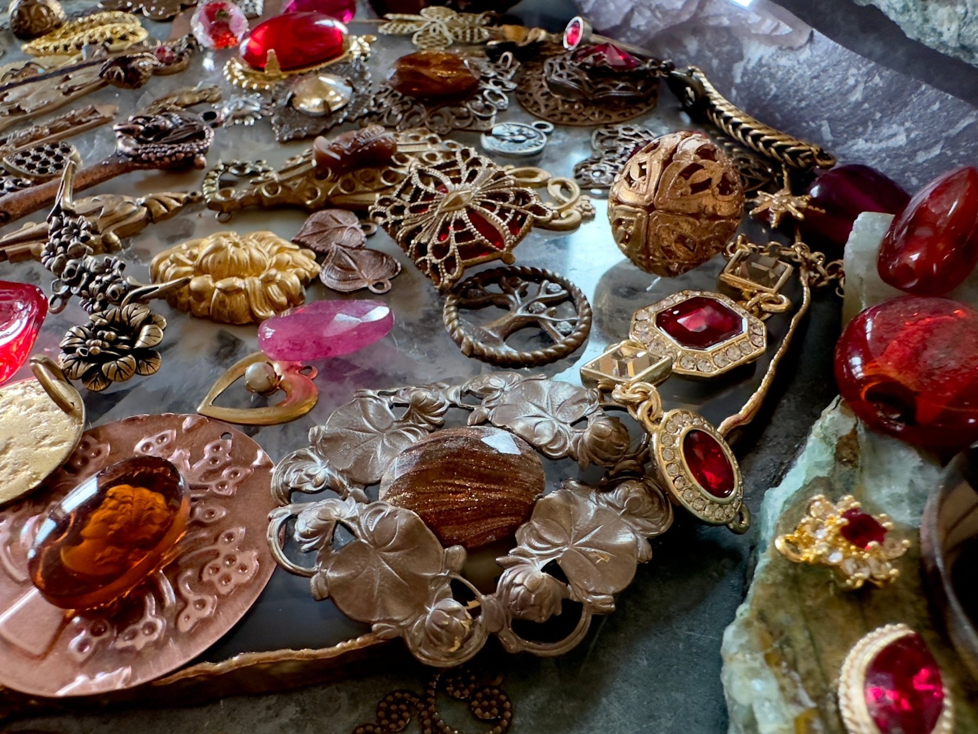 OAK Tuesday Drop! - One Of A Kind Curated Lot - Vintaj Idaho Design - 7/22/2025 - Vintaj Live Shop ID