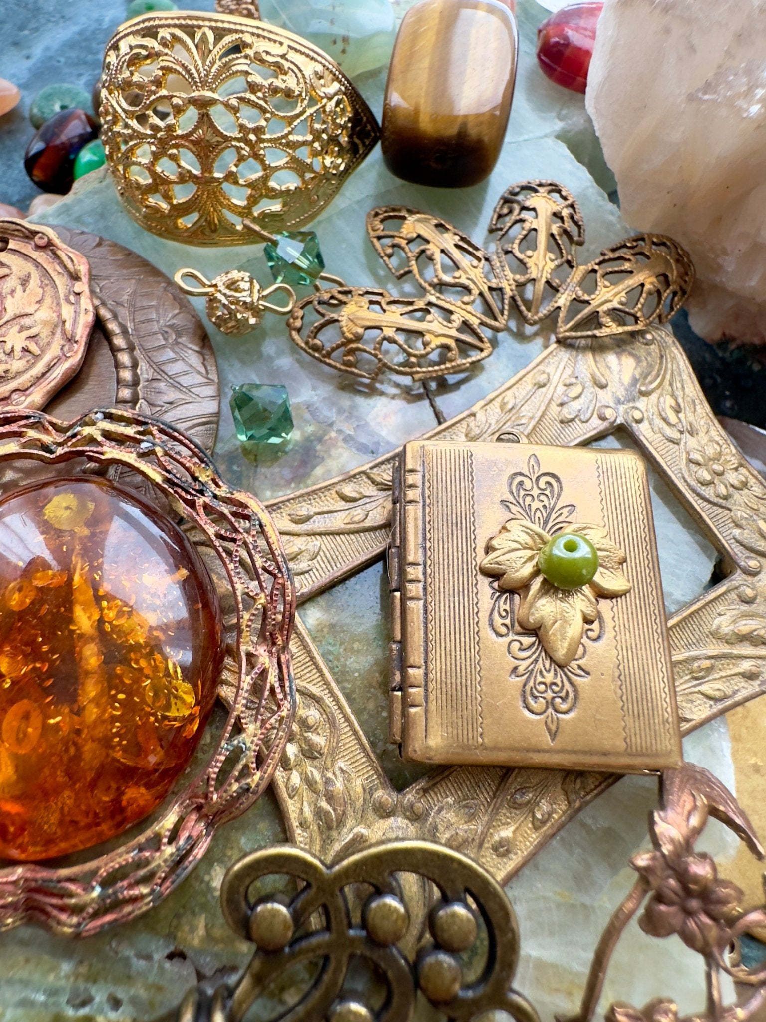 Saturday MEGA OAK Drop! - One Of A Kind Curated Lot - Vintaj Idaho Design - 11/8/25 - Vintaj Live Shop ID