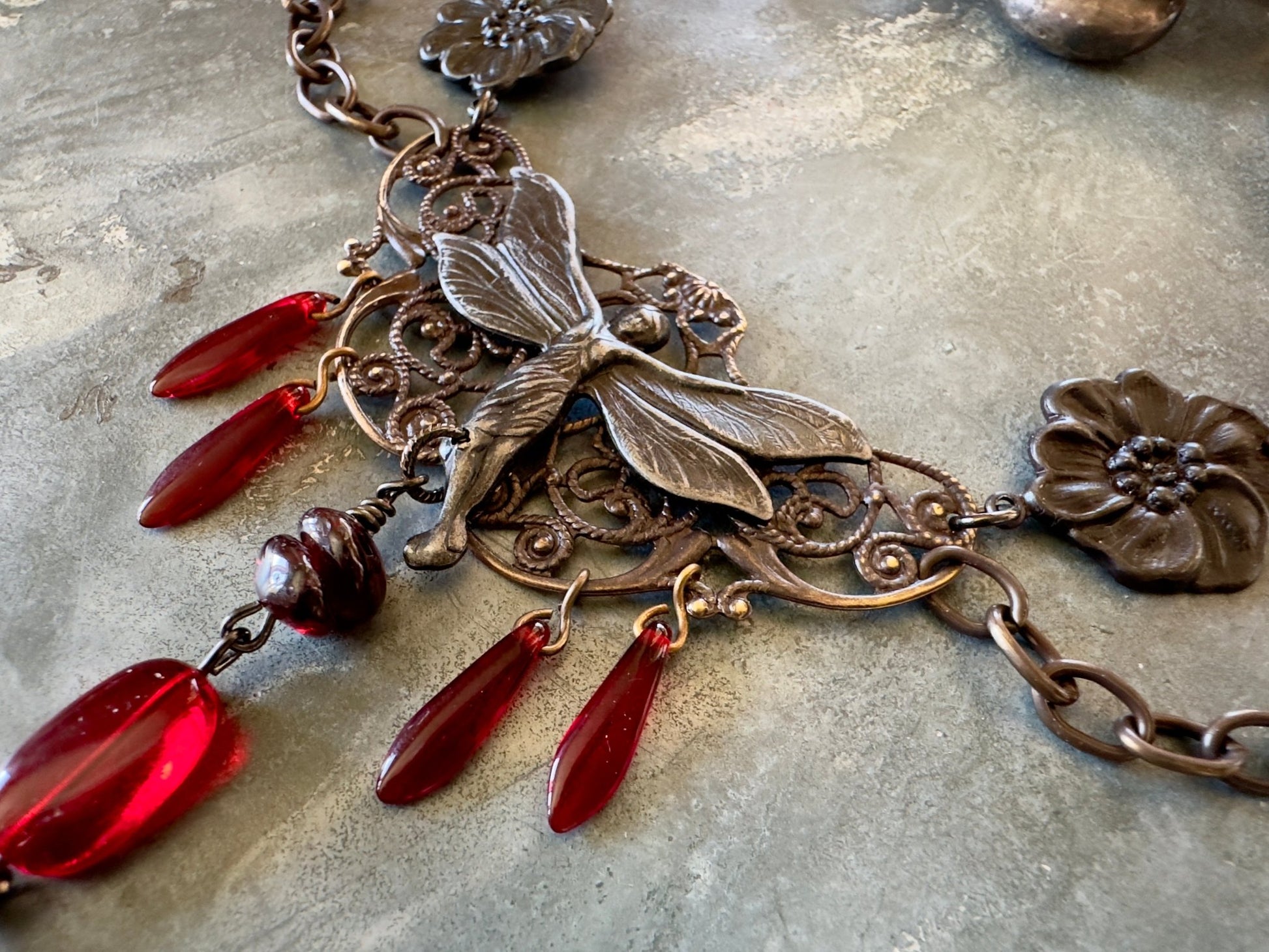 Shadow Bloom JAF - Necklace Kit - Vintaj Idaho Design - 7/30/2025 - Vintaj Live Shop ID