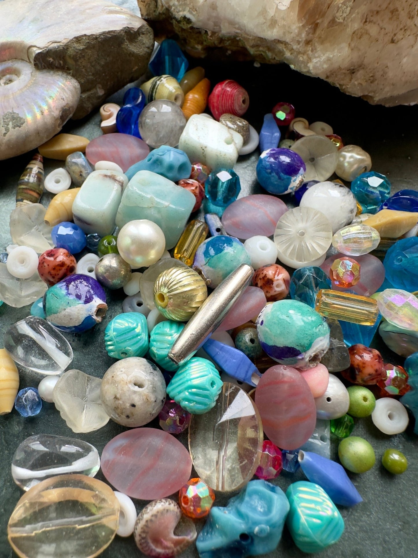 Shimmering Sands - 2 Oz Vintage Deluxe Bead Mix - Vintaj Idaho - 03/16/2026 - Vintaj Live Shop ID