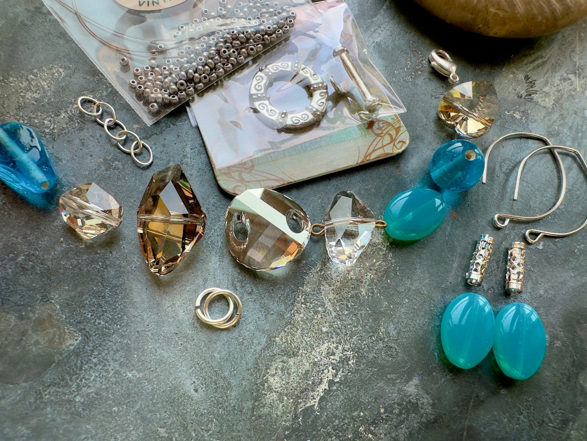 Shimmering Shores - Bracelet Earrings Kit - Vintaj Idaho Design - 9/8/2025 - Vintaj Live Shop ID
