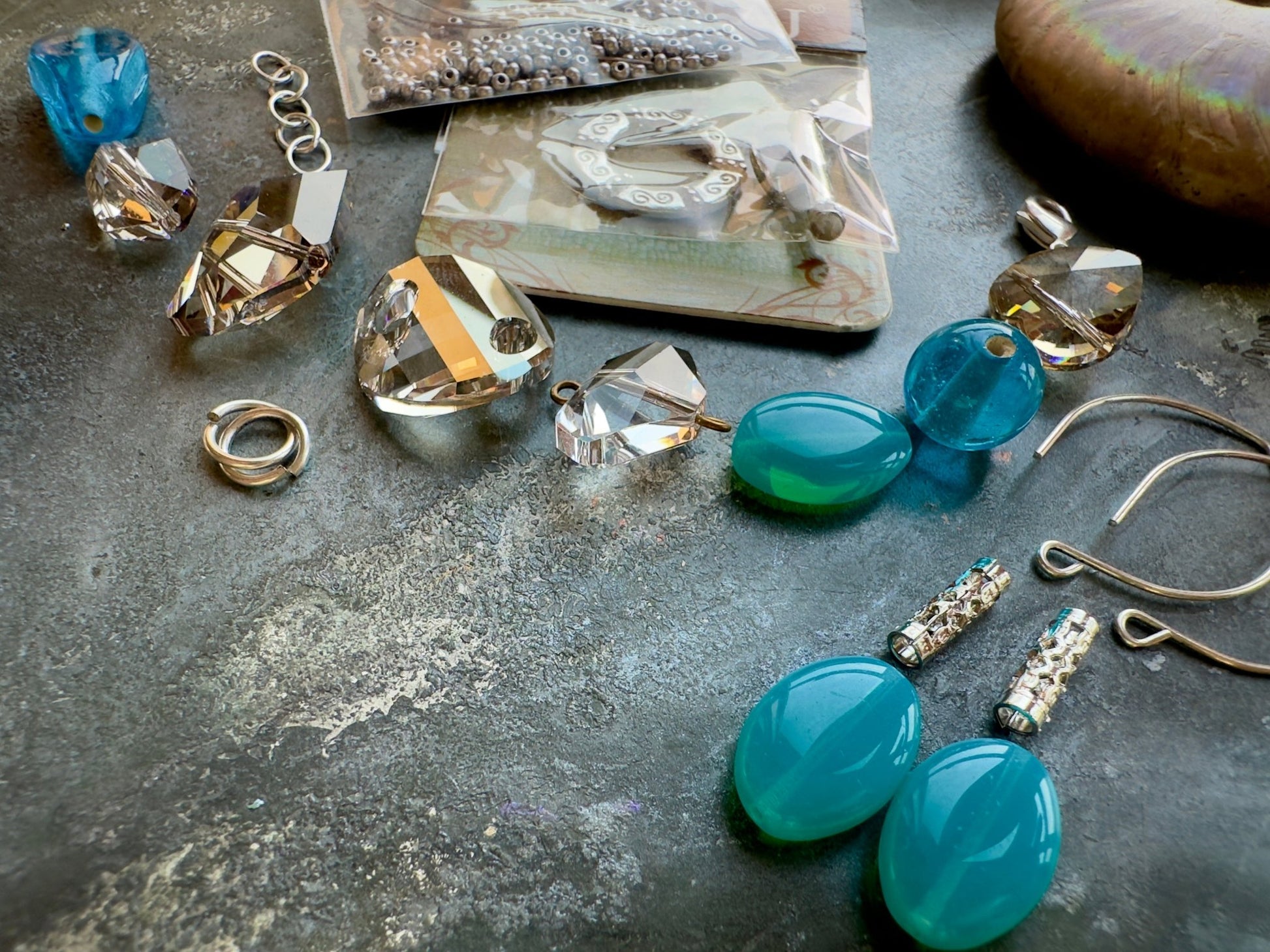 Shimmering Shores - Bracelet Earrings Kit - Vintaj Idaho Design - 9/8/2025 - Vintaj Live Shop ID