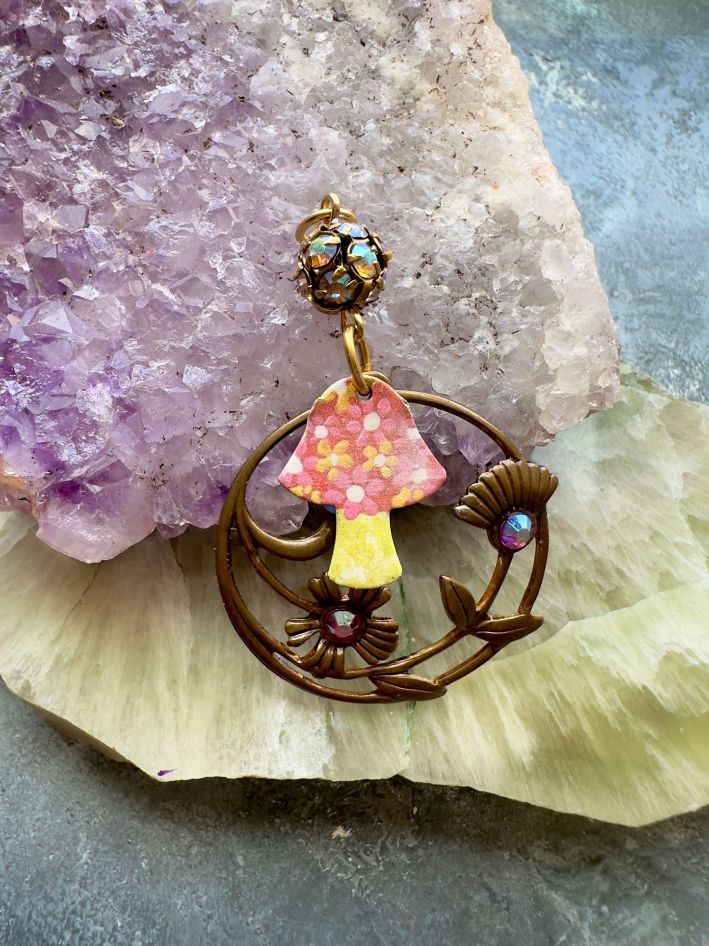 Shroom Shine JAFF Pendant Kit - Vintaj Idaho Design - 8/6/2025 - Vintaj Live Shop ID