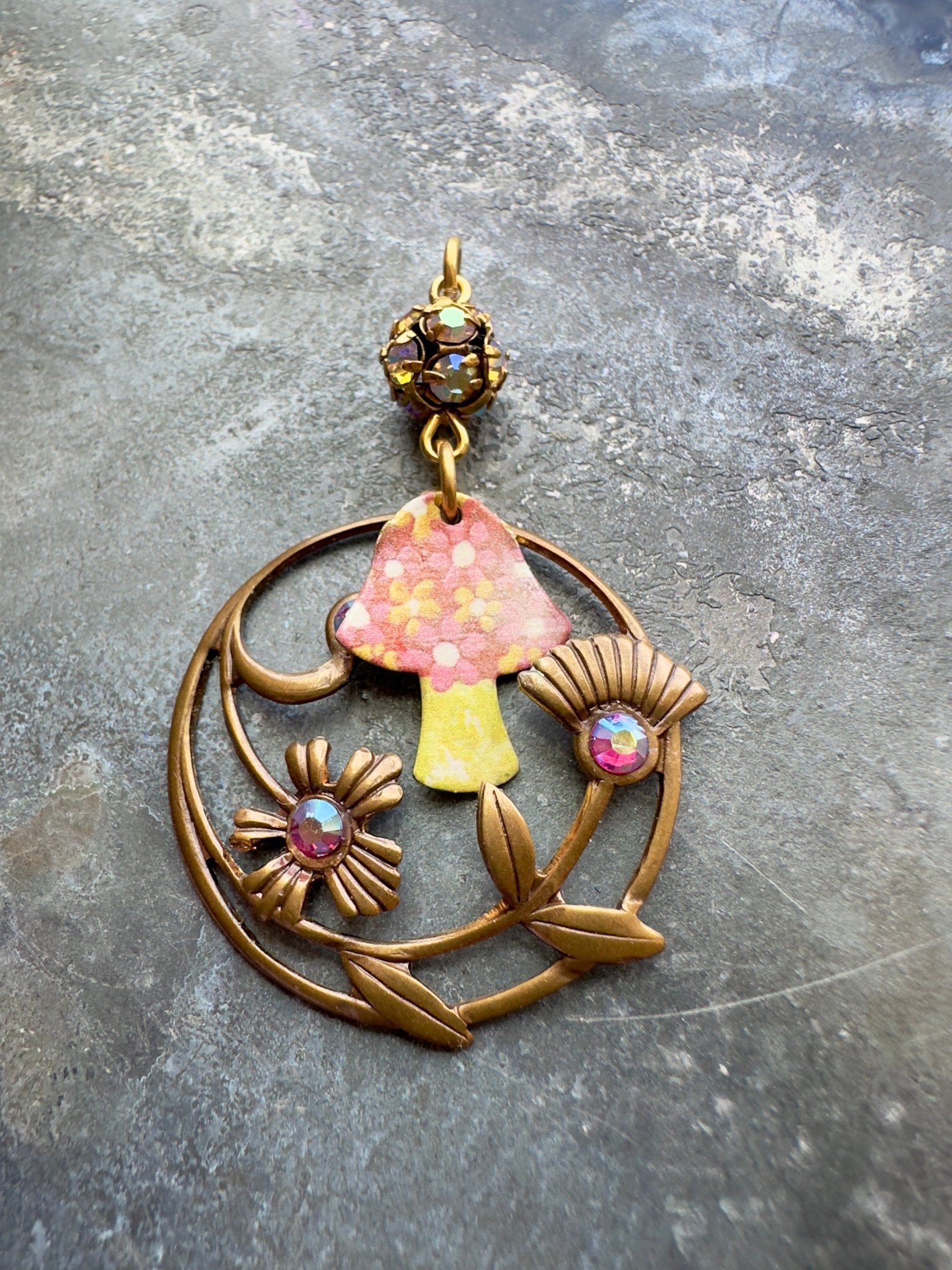 Shroom Shine JAFF Pendant Kit - Vintaj Idaho Design - 8/6/2025 - Vintaj Live Shop ID