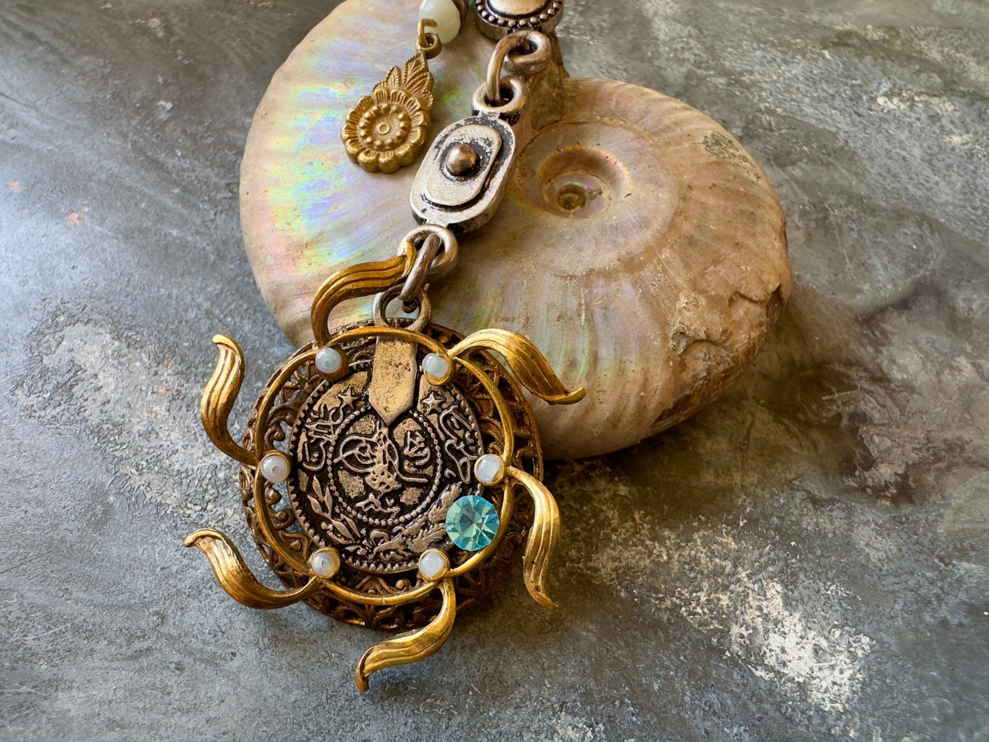 Siren’s Spoils Pendant Kit - Vintaj Idaho Design - 8/20/2025 - Vintaj Live Shop ID