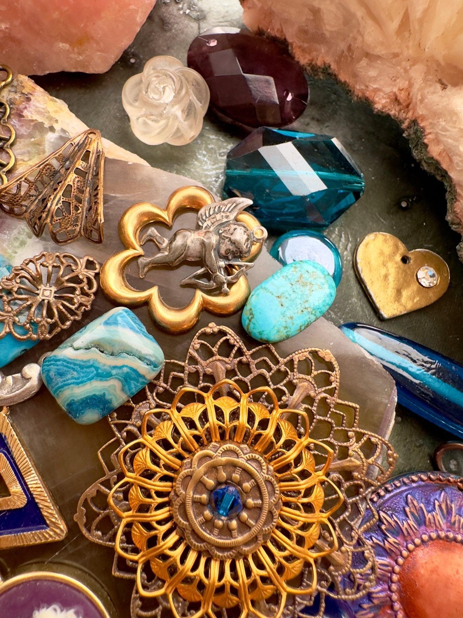 Sunday MEGA OAK Drop! - One Of A Kind Curated Lot - Vintaj Idaho Design - 11/9/25 - Vintaj Live Shop ID