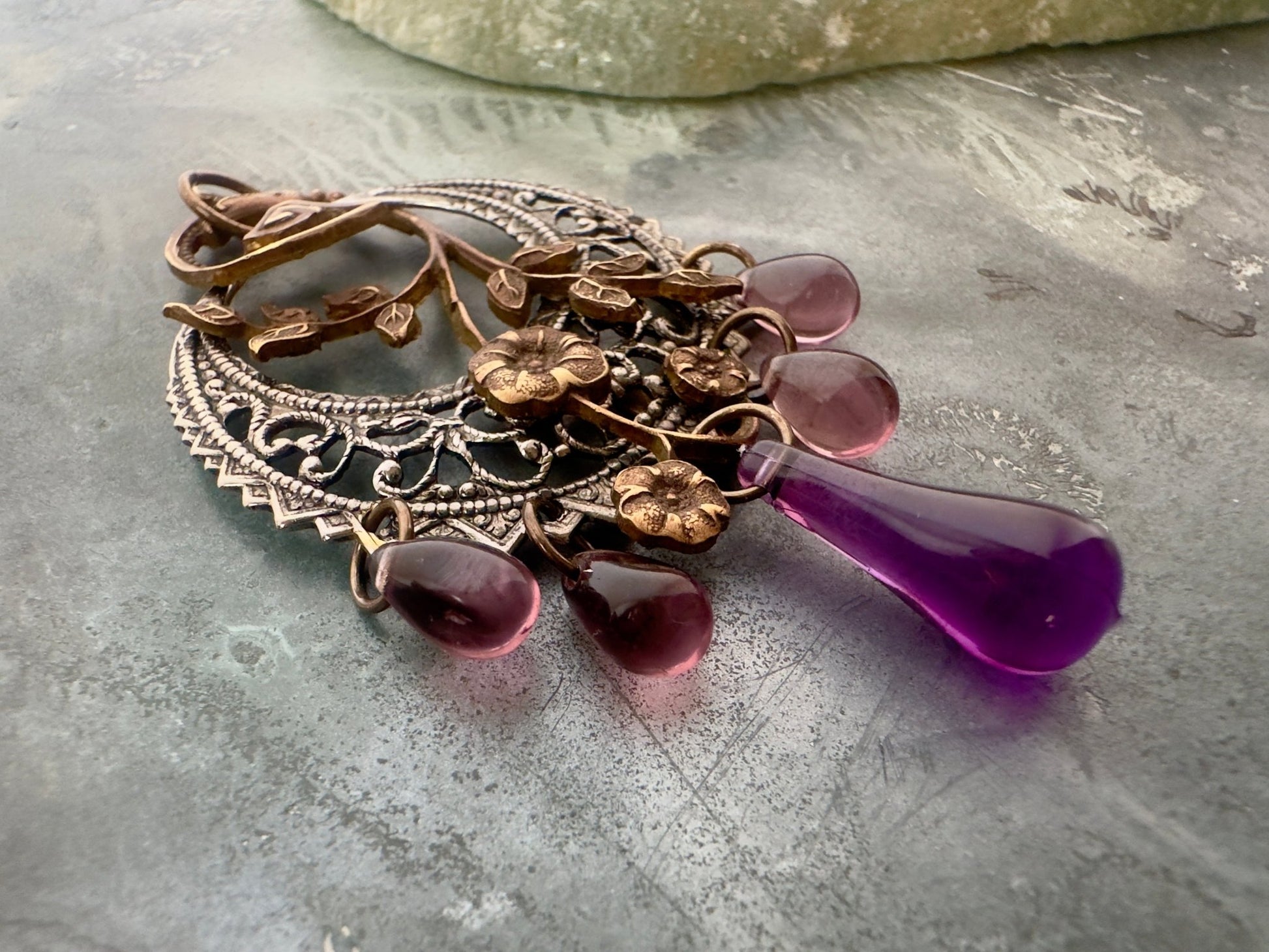 Vinery Trellis - Vintage Pendant Kit - Vintaj Idaho Design - 10/8/2025 - Vintaj Live Shop ID