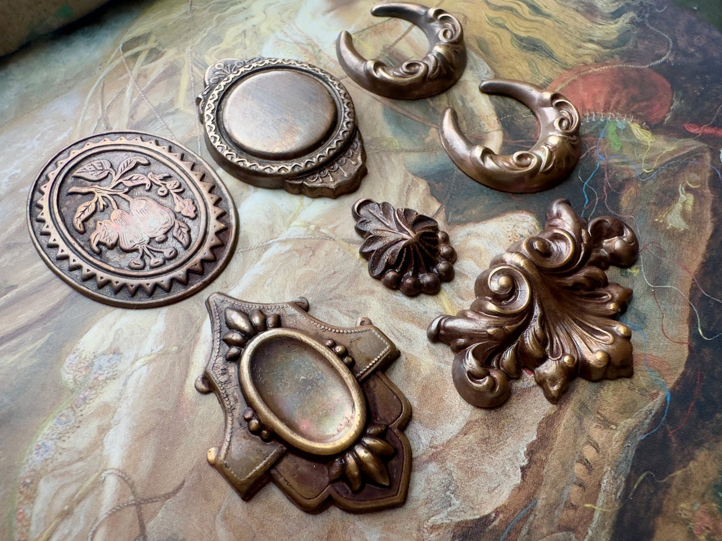 Vintage Pendants & Focals 7 Pc Lot 002 - Vintaj Idaho - 12/5/2025 - Vintaj Live Shop ID